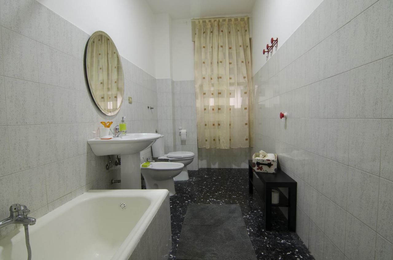 Efesto Bed&Breakfast Aeroporto di Catania Fontana Rossa Esterno foto